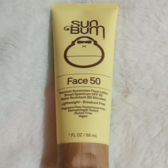 SunBum (4) Bundle 70spf Spray SPF30 FACE STICK SPF5O FACE & LIP BALM - Picture 4 of 5